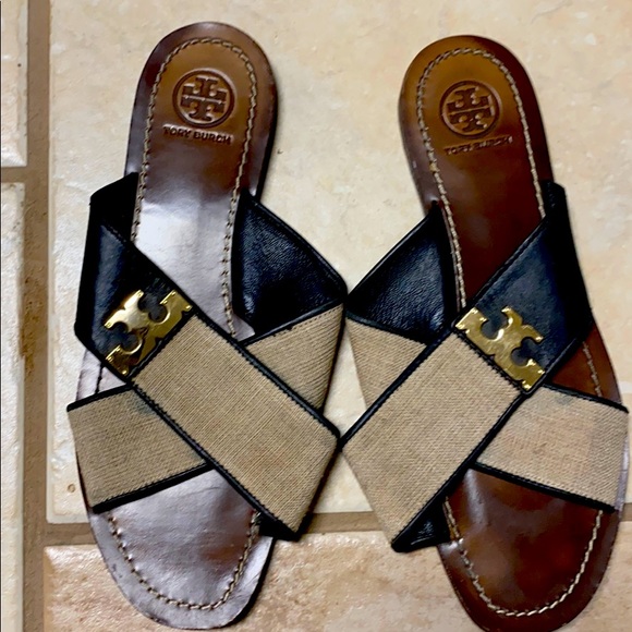 Tory Burch Sandals - Picture 1 of 4